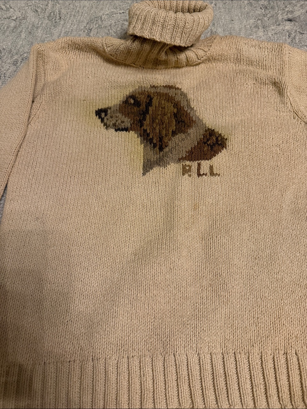 Vintage Lauren Ralph Lauren Beige Turtleneck Sweater with Dog Motif - Picture 4 of 5